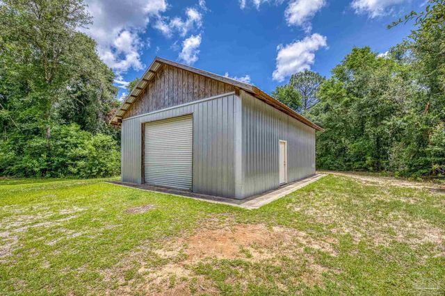 7515 Whiting Acres Ln, Milton, FL 32570