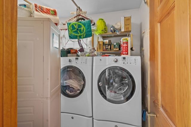 21 Bradley Ave, Somerset, MA 02725