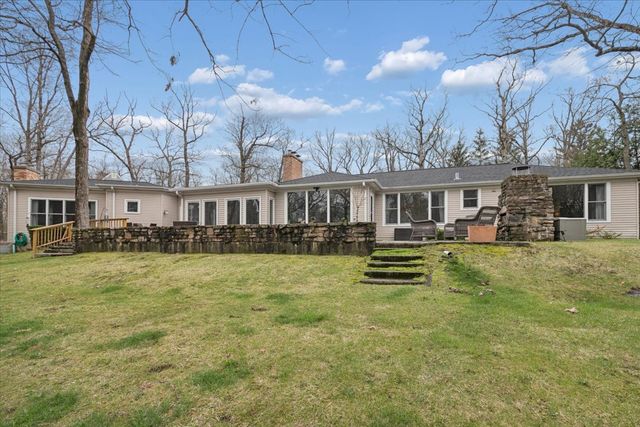 346 Crescent Drive, Lake Bluff, IL 60044