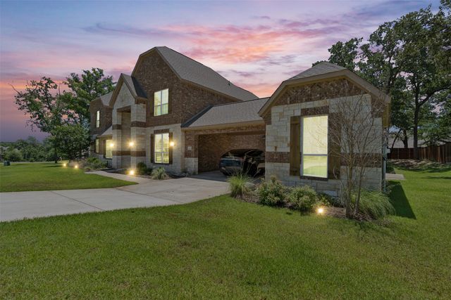 140 Dogwood Drive, Krugerville, TX 76227