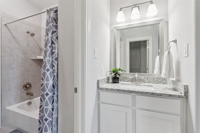 140 Dogwood Drive, Krugerville, TX 76227