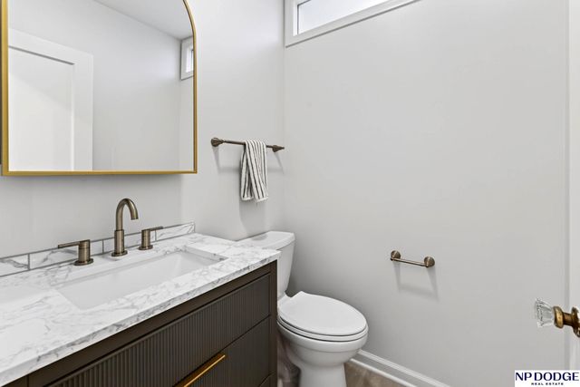 2702 N 53rd Street, Omaha, NE 68104