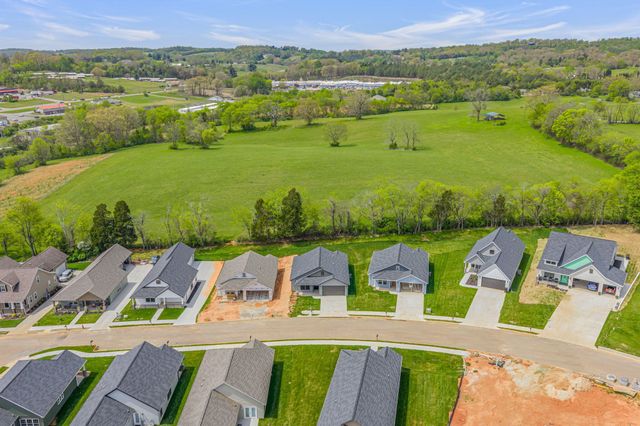 920 Stratford Avenue, Sweetwater, TN 37874