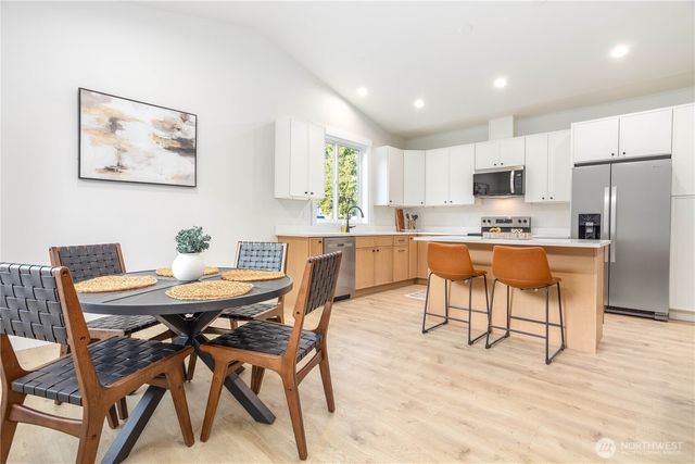 7933 Oregon Trail, Maple Falls, WA 98266