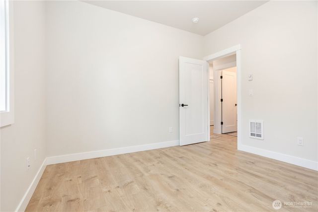 7933 Oregon Trail, Maple Falls, WA 98266