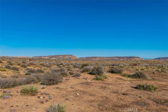 3263 Apache, Pioneertown, CA 92268