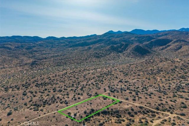 3263 Apache, Pioneertown, CA 92268
