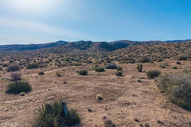 3263 Apache, Pioneertown, CA 92268