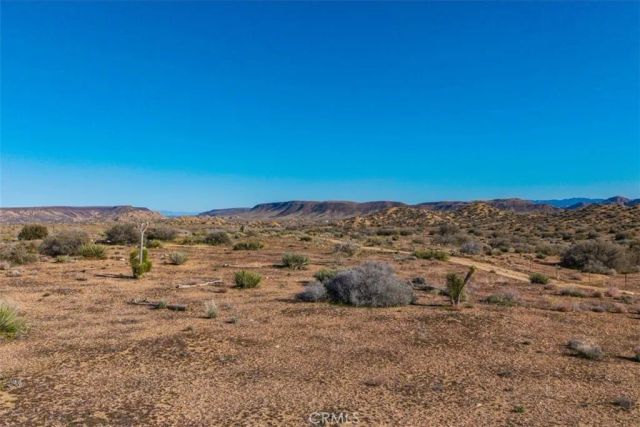 3263 Apache, Pioneertown, CA 92268