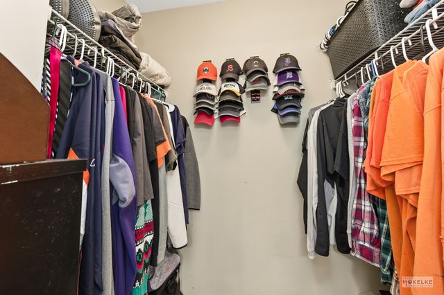 2824 Hoffman Street, Plano, IL 60545