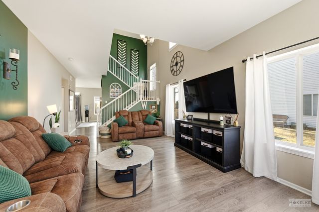 2824 Hoffman Street, Plano, IL 60545