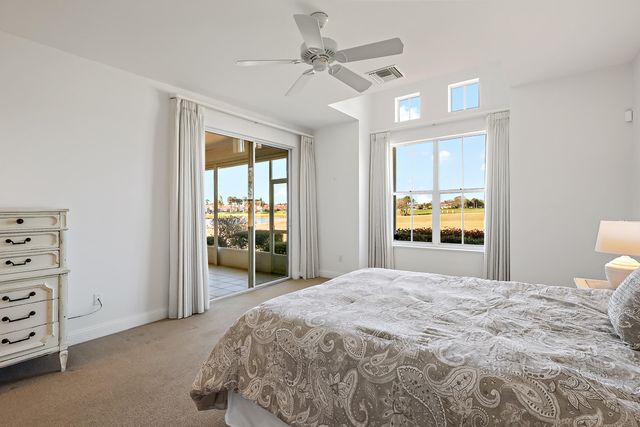 5305 W W Harbor Village Drive, Vero Beach, FL 32967