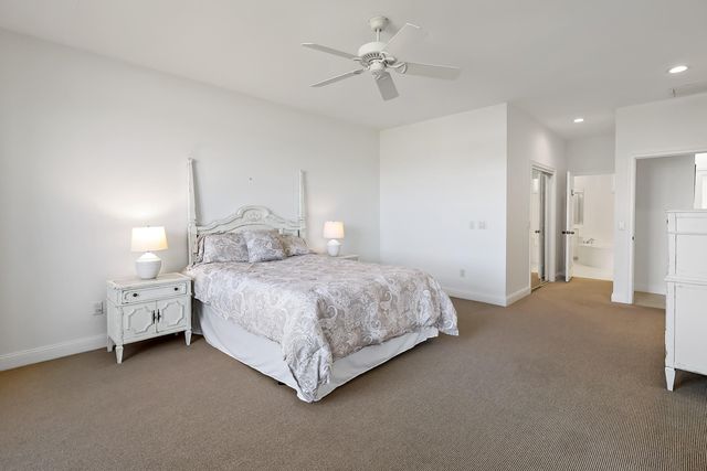 5305 W W Harbor Village Drive, Vero Beach, FL 32967