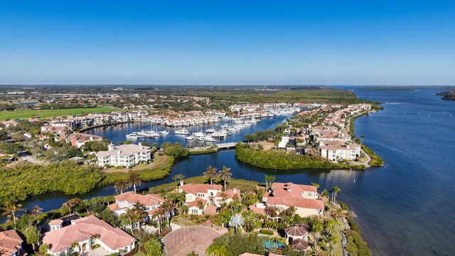 5305 W W Harbor Village Drive, Vero Beach, FL 32967