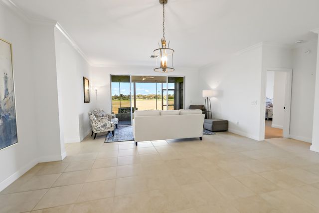 5305 W W Harbor Village Drive, Vero Beach, FL 32967