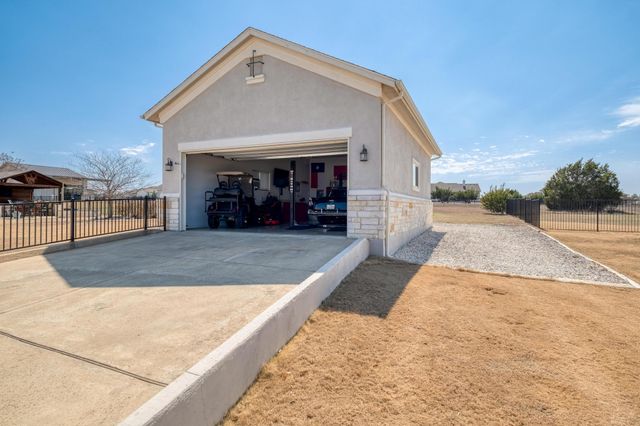 469 Bold Sundown, Liberty Hill, TX 78642