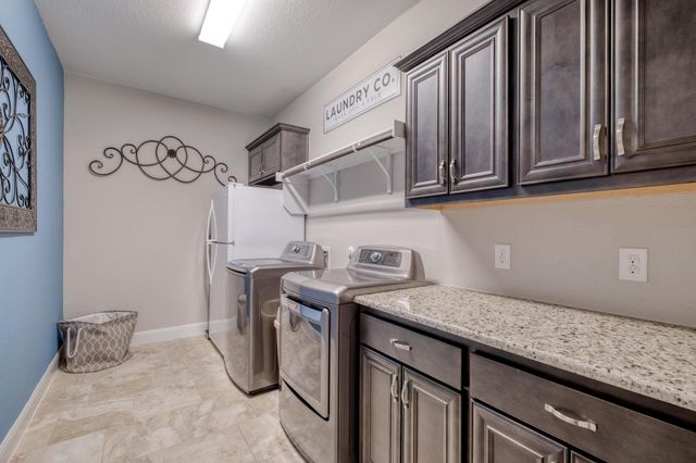 469 Bold Sundown, Liberty Hill, TX 78642