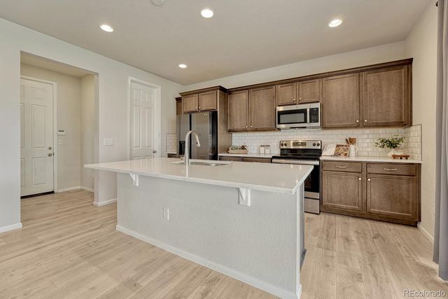 9167 Rio Lado Street, Littleton, CO 80125