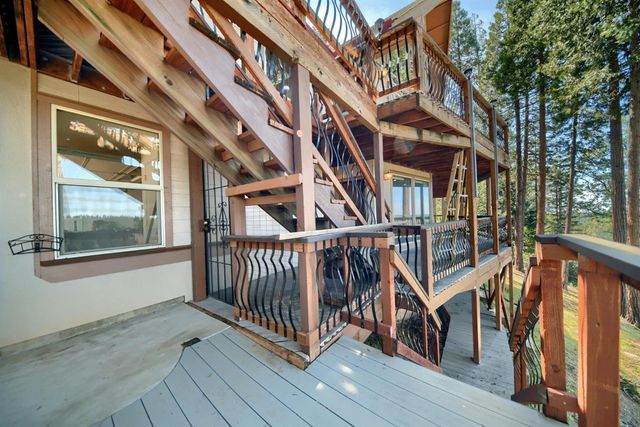 19015 E Pine Dr, Pioneer, CA 95666