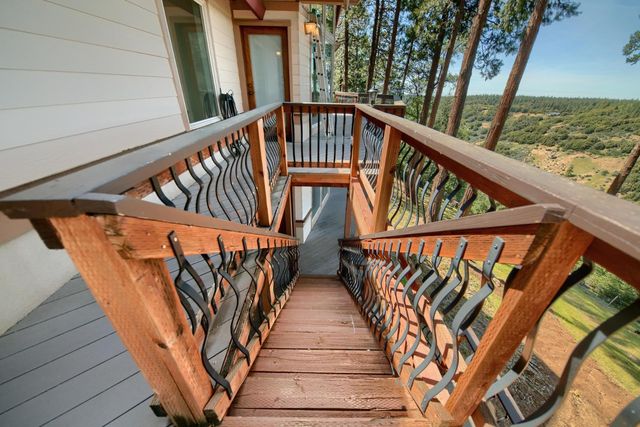 19015 E Pine Dr, Pioneer, CA 95666