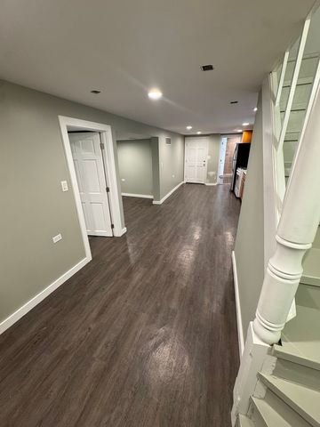 4941 N Menard Avenue 3, Chicago, IL 60630