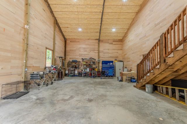 597 HARDIN GRAVEYARD RD, Adamsville, TN 38310