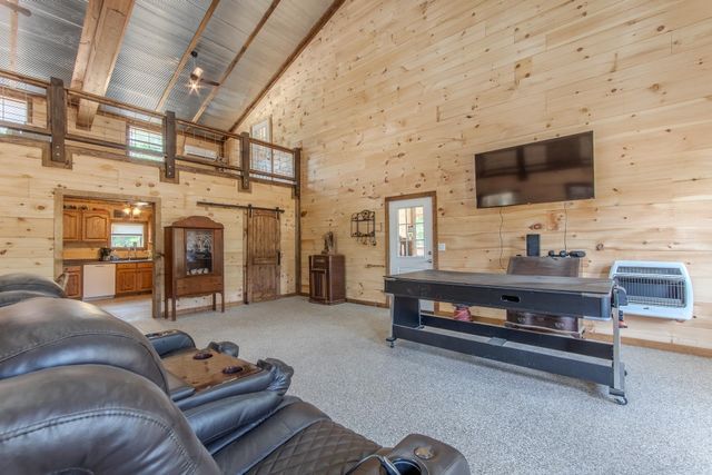 597 HARDIN GRAVEYARD RD, Adamsville, TN 38310