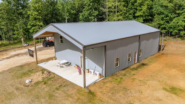 597 HARDIN GRAVEYARD RD, Adamsville, TN 38310