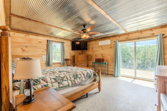 597 HARDIN GRAVEYARD RD, Adamsville, TN 38310