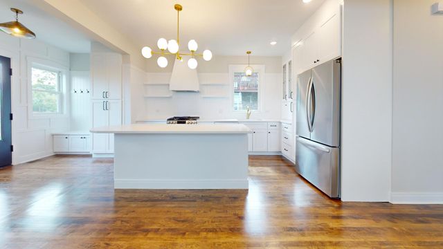 820 Elgin Avenue, Forest Park, IL 60130