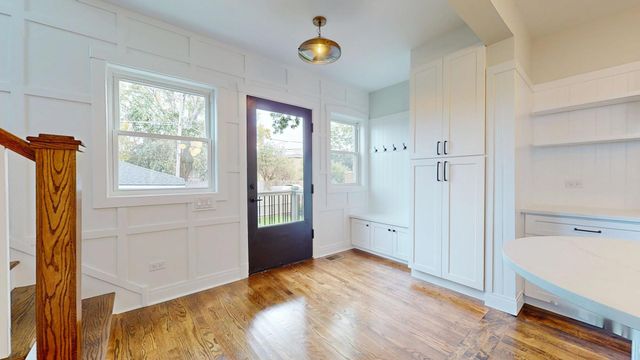 820 Elgin Avenue, Forest Park, IL 60130