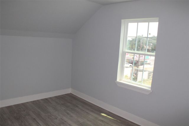 1015 30th Street 3, Galveston, TX 77550