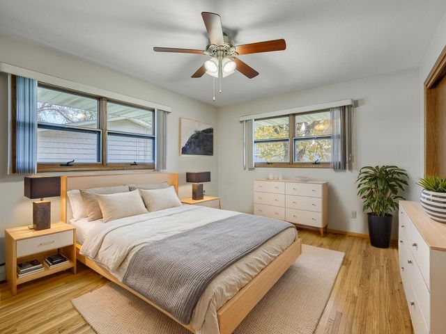 85 Rice Creek Way NE, Fridley, MN 55432