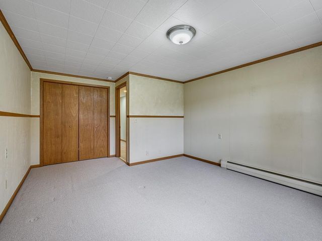 85 Rice Creek Way NE, Fridley, MN 55432