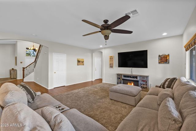 2540 E MISTY WILLOW Lane, Phoenix, AZ 85024