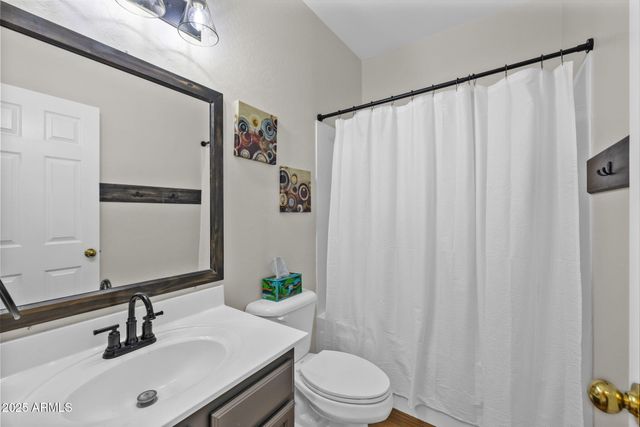 2540 E MISTY WILLOW Lane, Phoenix, AZ 85024