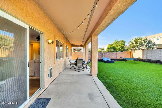 2540 E MISTY WILLOW Lane, Phoenix, AZ 85024