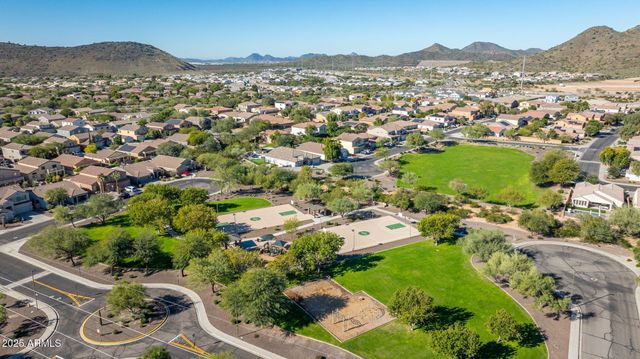 2540 E MISTY WILLOW Lane, Phoenix, AZ 85024