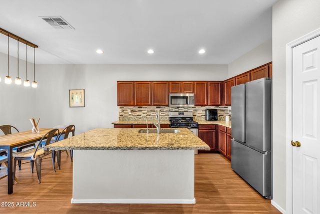 2540 E MISTY WILLOW Lane, Phoenix, AZ 85024