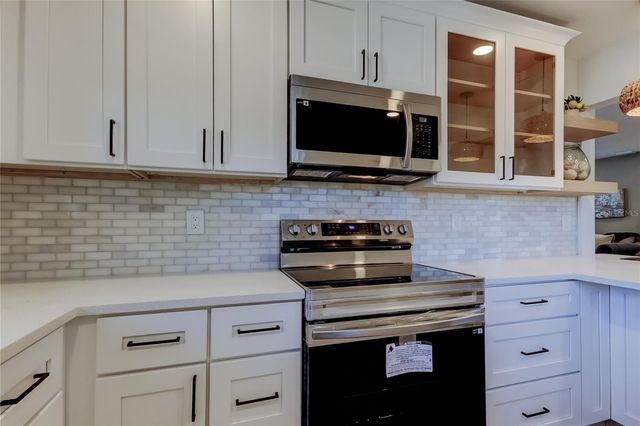 509 11TH STREET NW, Largo, FL 33770