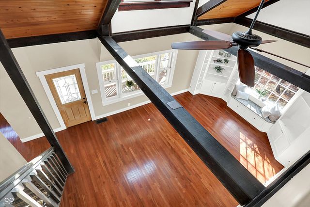 500 W Sycamore Street, Zionsville, IN 46077