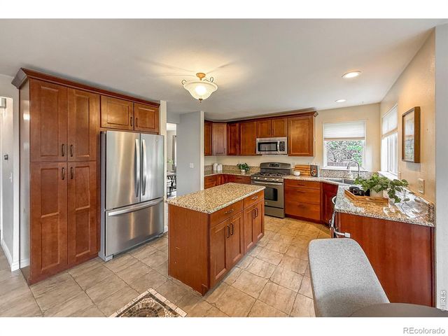 584 Sugar Mill Place, Longmont, CO 80504