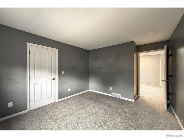 584 Sugar Mill Place, Longmont, CO 80504