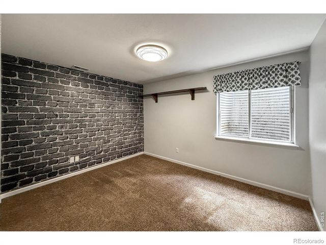 584 Sugar Mill Place, Longmont, CO 80504