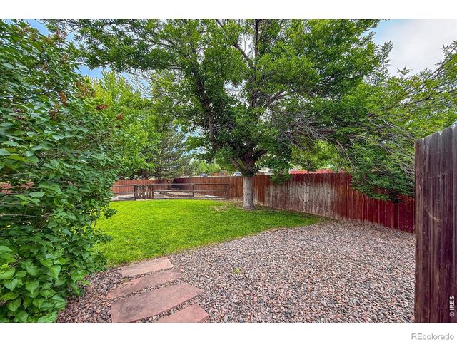 584 Sugar Mill Place, Longmont, CO 80504