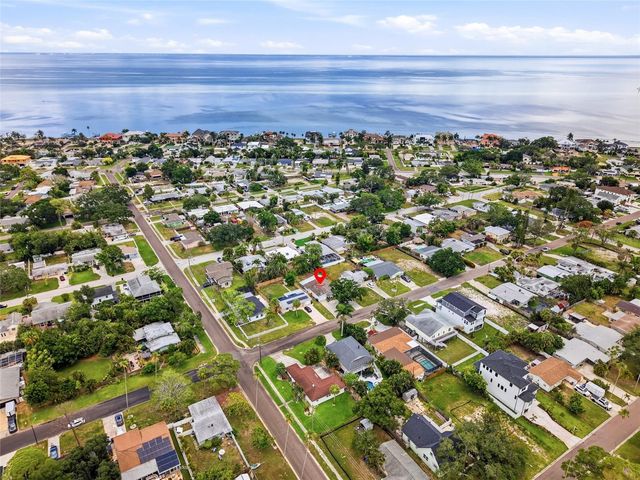 4027 HUNTINGTON STREET NE, St Petersburg, FL 33703