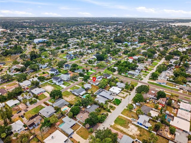4027 HUNTINGTON STREET NE, St Petersburg, FL 33703