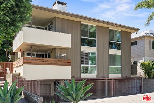 1807 Camden Avenue 4, Los Angeles, CA 90025