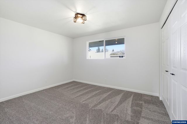 4665 Horseshoe Ct SE, Salem, OR 97317