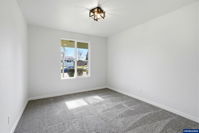 4665 Horseshoe Ct SE, Salem, OR 97317